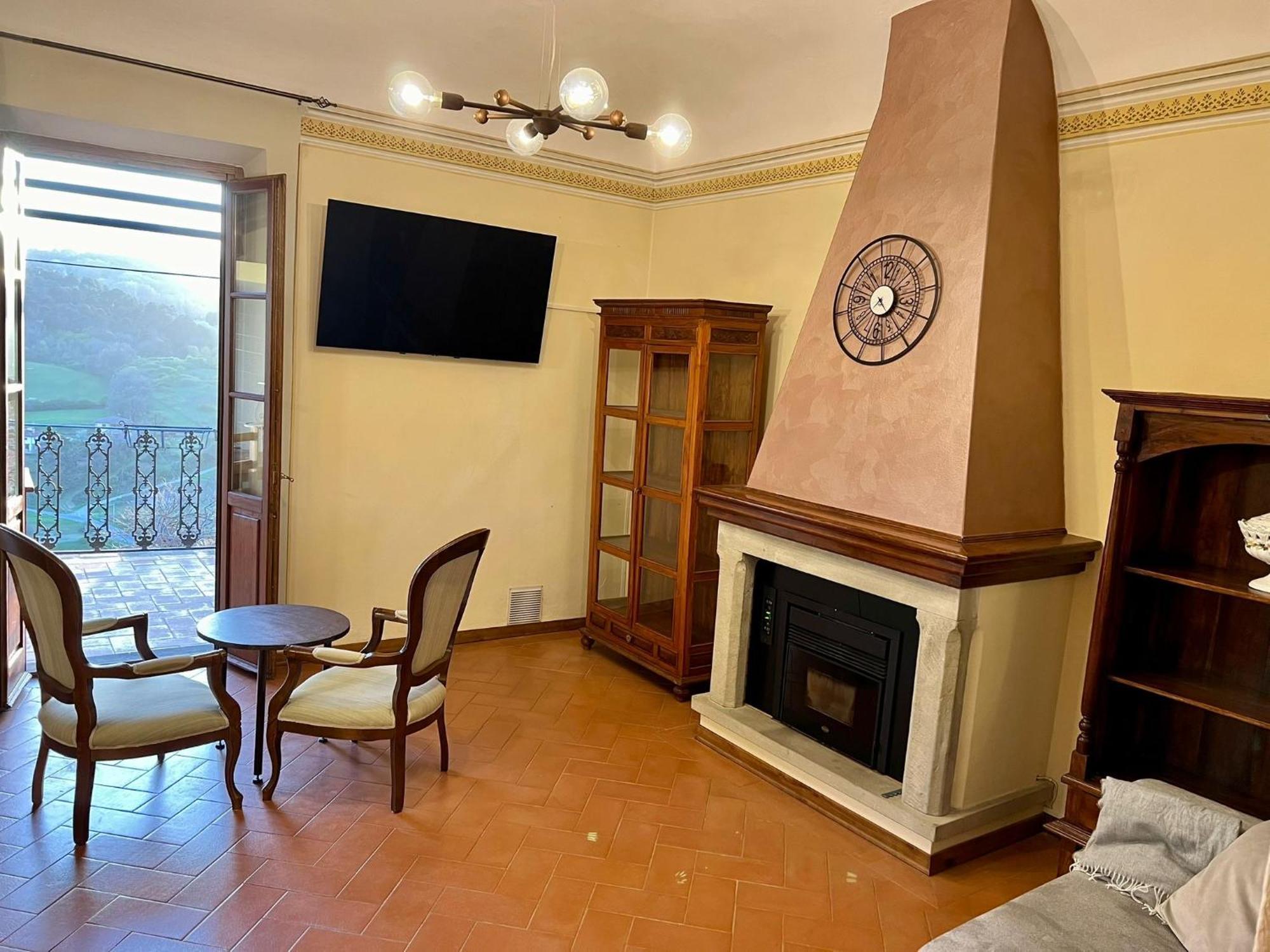 Apartamento Le Volte Centro Storico Di Poppi Exterior foto